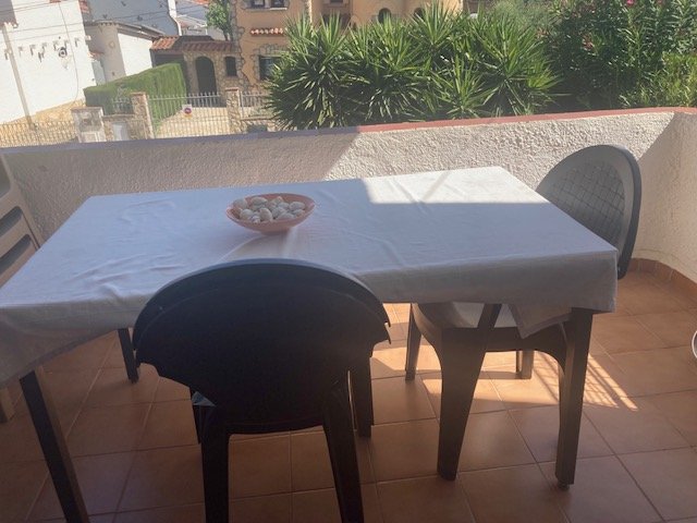 Mesa exterior en la terraza